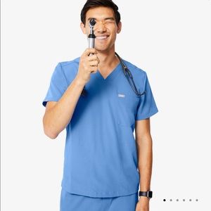 Men’s M Figs Scrub Top